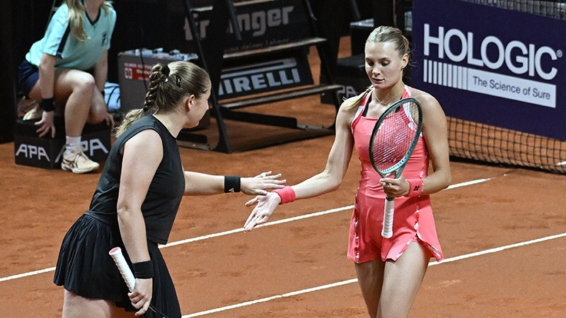 Ostapenko zaudējums Štutgartes “WTA 500” sērijas dubultspēļu turnīra ceturtdaļfinālā