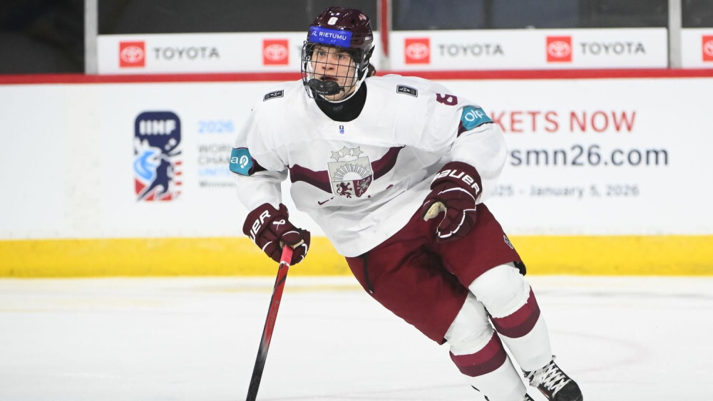 Latvijas U-18 hokeja izlase aizvadīs otro maču pasaules čempionātā