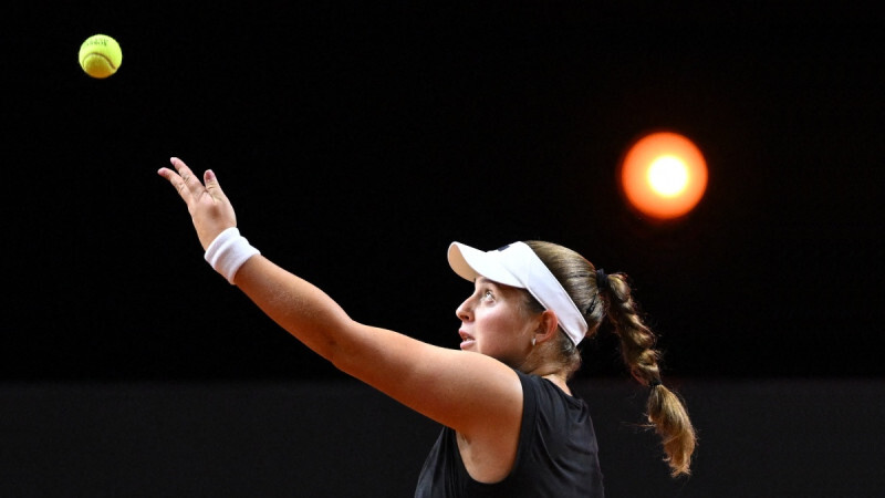 Ostapenko Štutgartes “WTA 500” turnīra pusfinālā tiksies ar Aleksandrovu