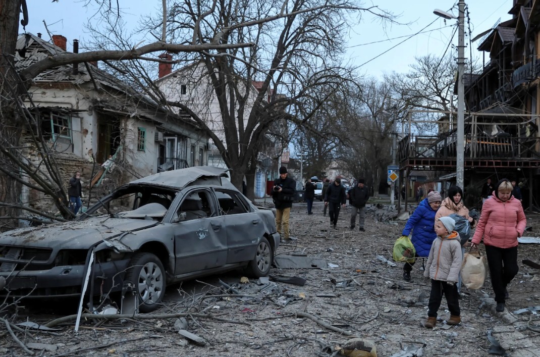 Krievijas triecienā Hersonai viens nogalinātais
