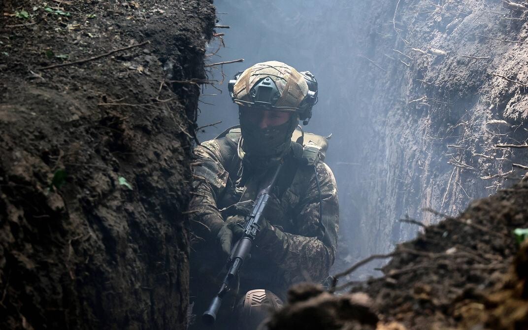 Laikraksts: Eiropai grūtības nodrošināt Ukrainas misijai pat 25 000 karavīru