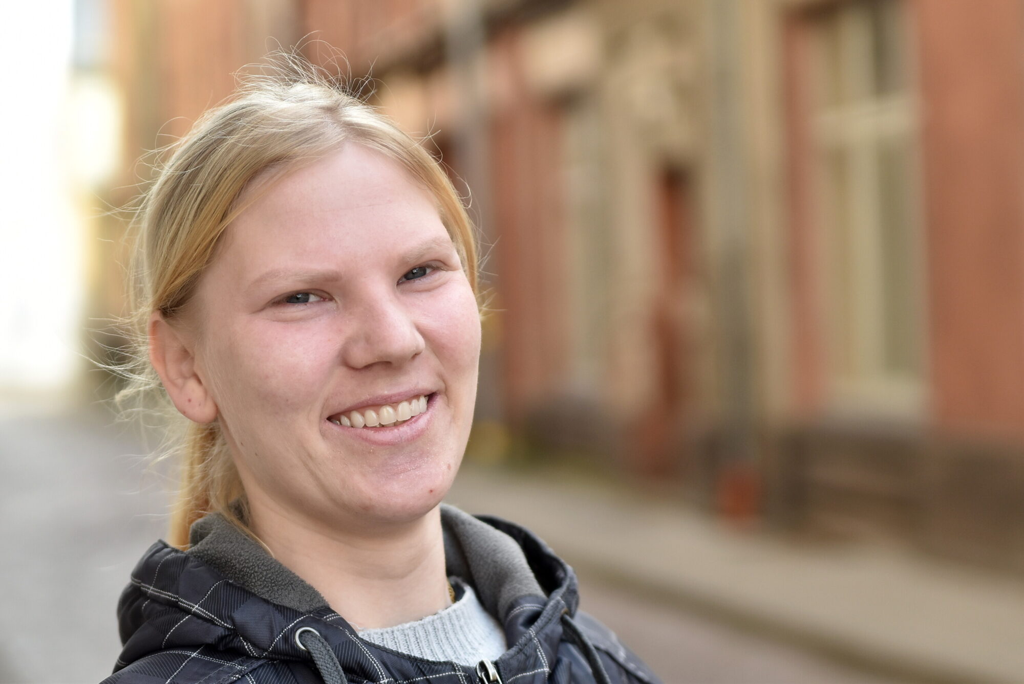 No ērkšķiem līdz jaunam sākumam: Ieva Kalēja atklāti par atkarībām, pārmaiņām un cerību
