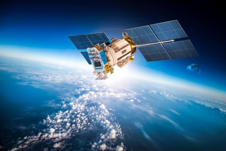 “Amazon” palaiž interneta satelītus