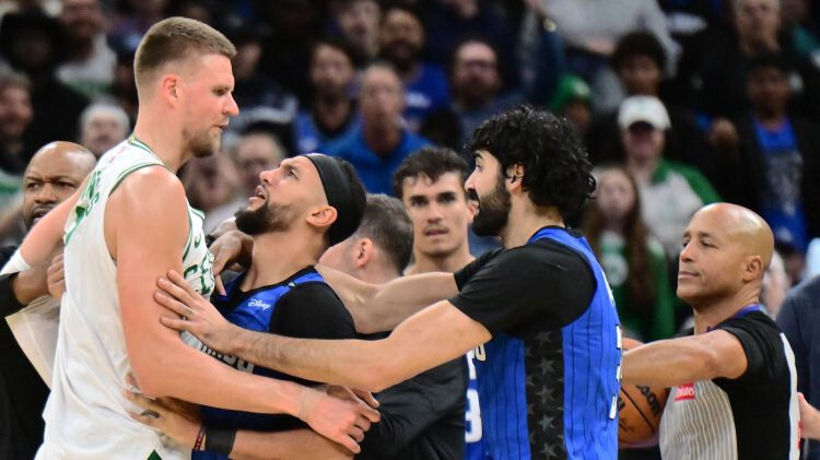 Porziņģis ar “Celtics” sāks NBA izslēgšanas turnīru