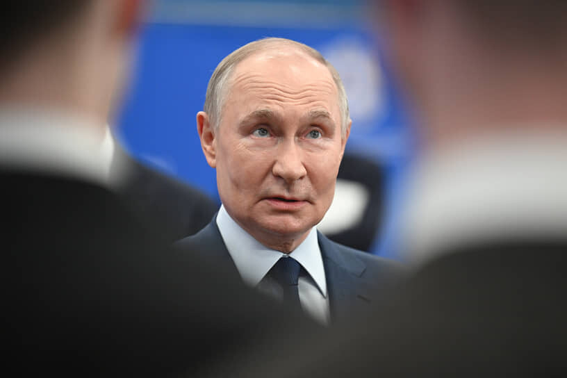Putins pastiprina vēršanos pret kritiķiem