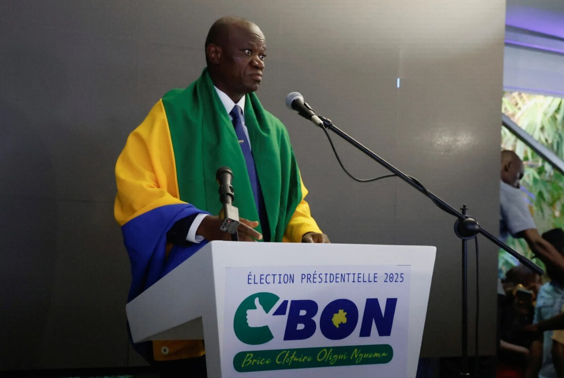 Gabonā par prezidentu ievēlēts militārās huntas vadītājs