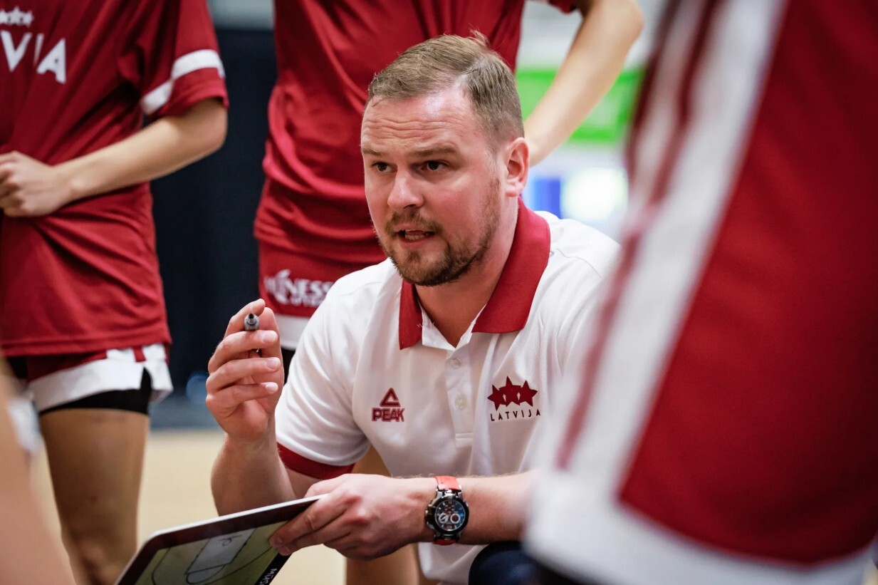 Basketbola izlase sper pirmos soļus kvalifikācijai