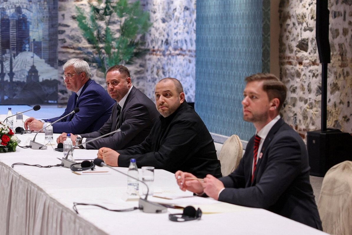 Stambulā sākušās Krievijas un Ukrainas sarunas