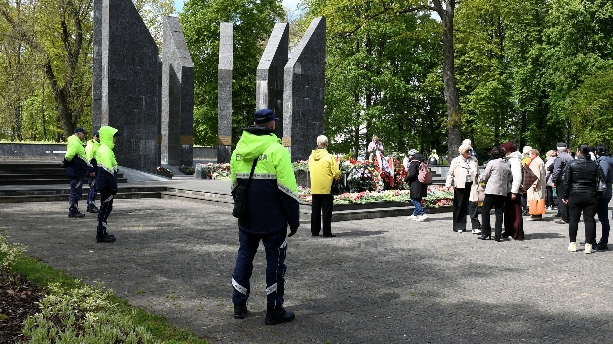 Saistībā ar 9. maiju policija sākusi 67 pārkāpuma procesus un aizturējusi 8 personas