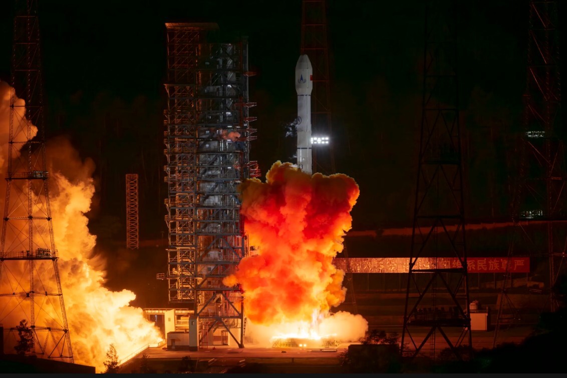 Ķīnas kosmosa kuģis devies uz asteroīdu netālu no Marsa