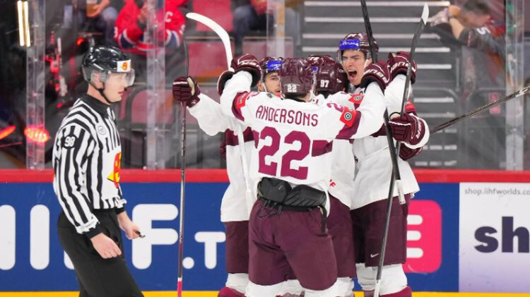 Latvijas hokeja izlase IIHF “spēka rangā” saglabā astoto vietu