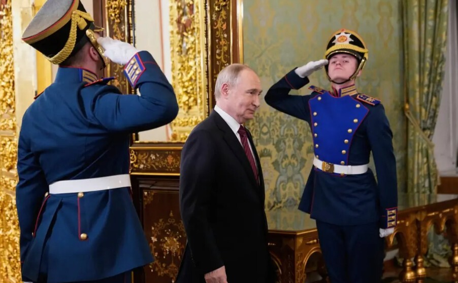 Kremlis pieļauj Putina un Zelenska tikšanos