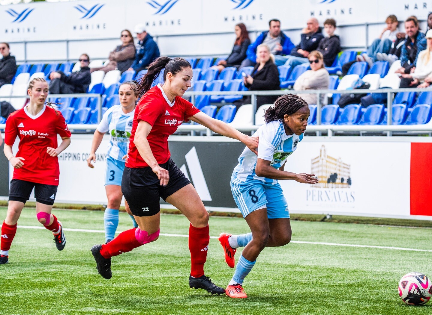 “Liepājas Futbola skola” ielaiž 11 vārtus no “Rigas”