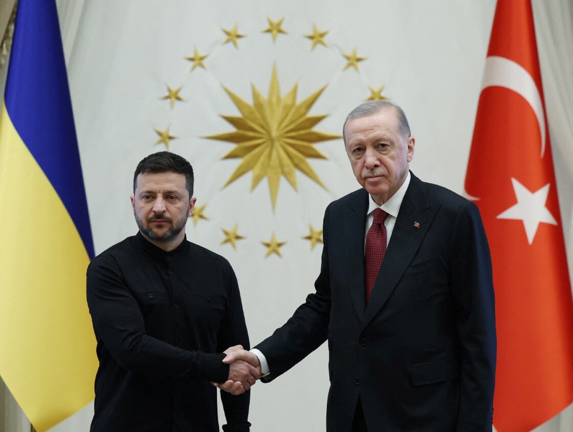 Zelenskis un Erdogans apsprieduši turpmākās drošības garantijas