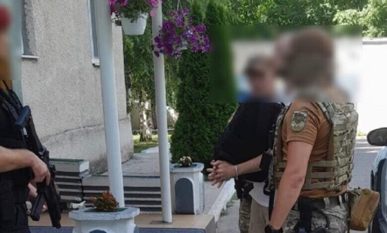 Moldova izdevusi ASV Austrumeiropas neonacistu grupējuma līderi