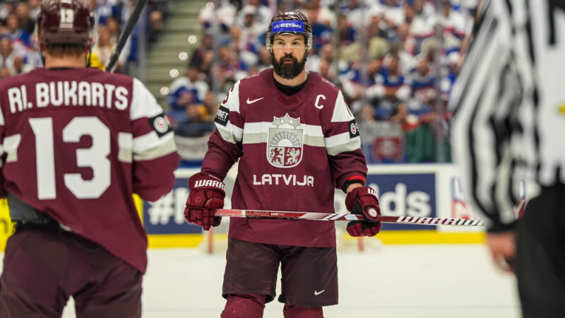 Latvijas hokeja izlase pasaules čempionātā starp sliktākajām vārtu guvējām vairākumā