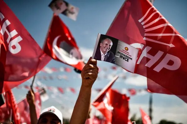 Turcijā aizturēti kārtējie opozīcijas pārstāvji