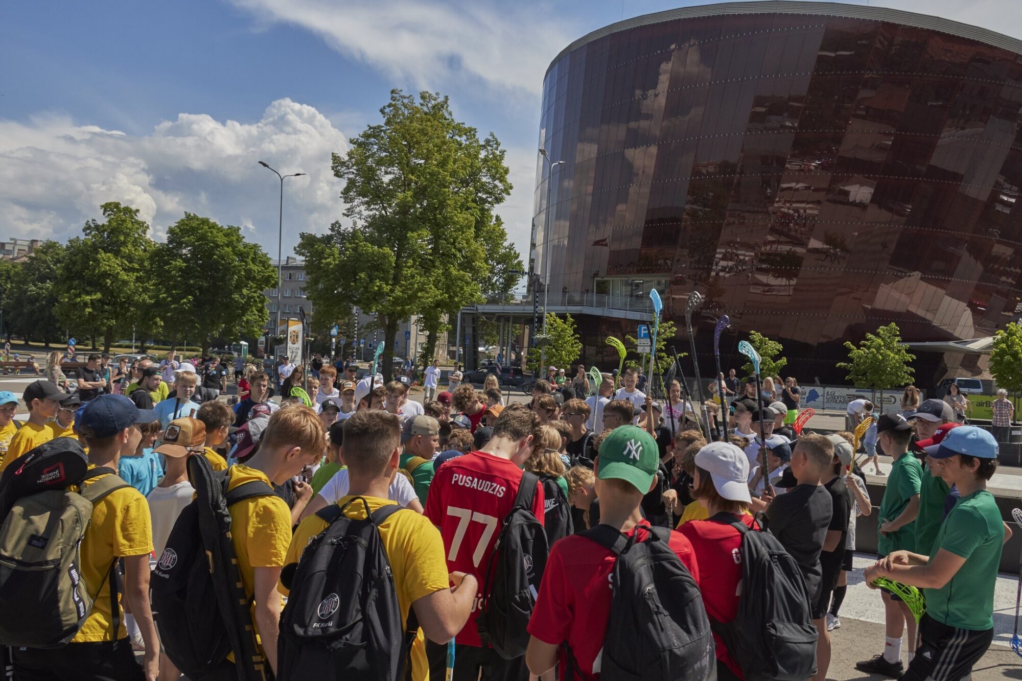“Ghetto Floorball” turnīrs Liepājā – cīņa par superfinālu un ceļojumu uz Zviedriju