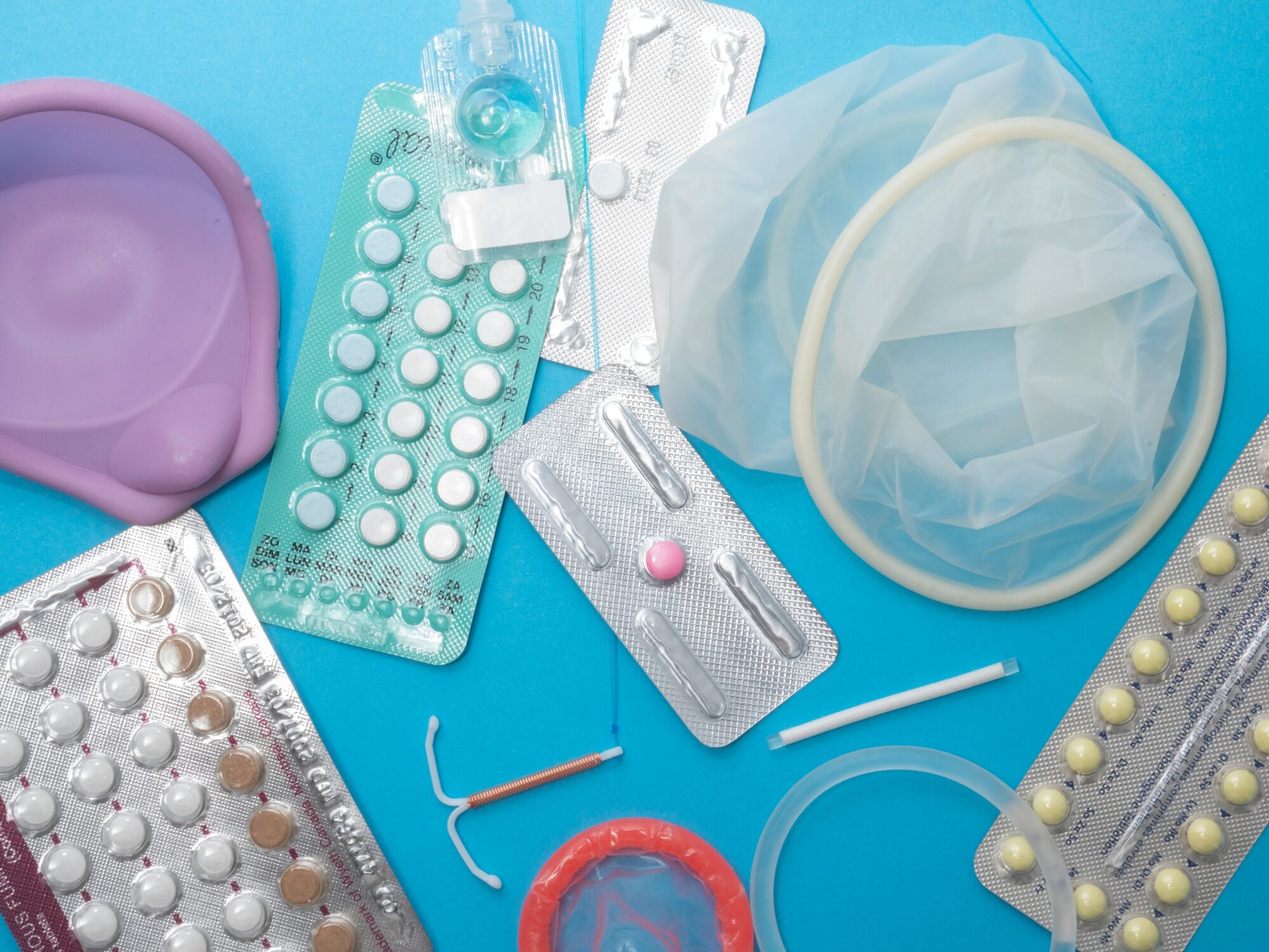 Kontracepcijas iespējas, STS testi un sieviešu veselība — par ko sievietes jautā ginekologiem visbiežāk