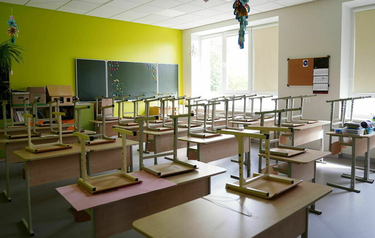 Pieņem vairākus grozījumus pedagogu darba samaksas noteikumos