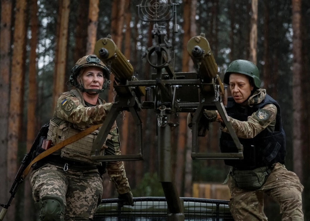 Krievi uz Ukrainu raida 86 lidrobotus