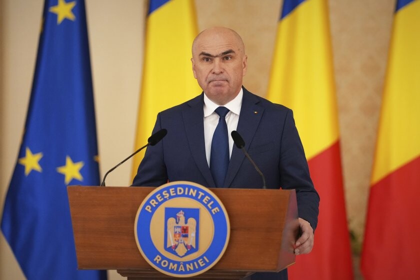 Rumānijas prezidents ieceļ Iliji Boložanu premjerministra amatā