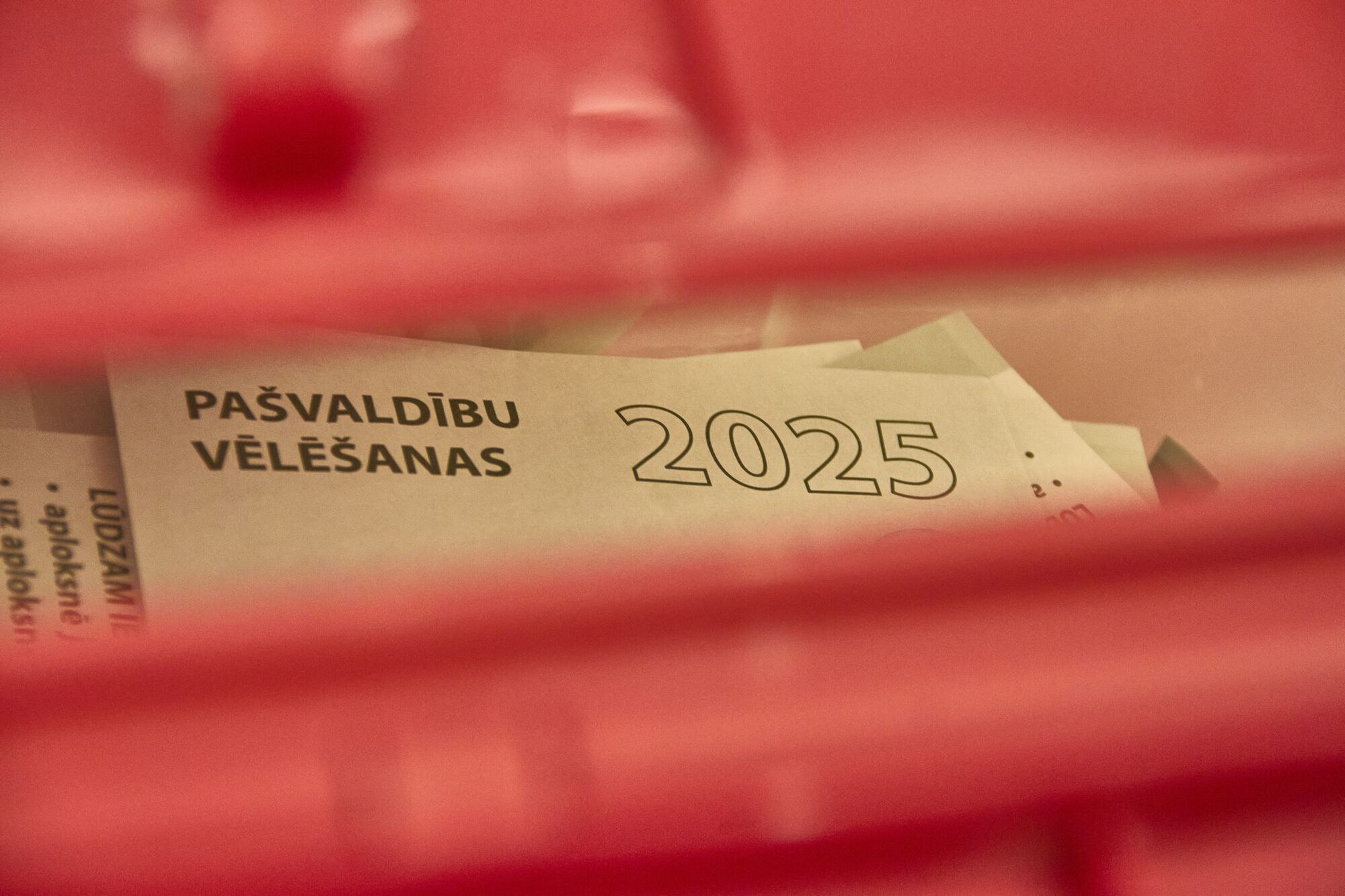 Dienvidkurzemes novadā visvairāk balsu ZZS, bet tikpat vietu domē ieguvušas arī NA un JV