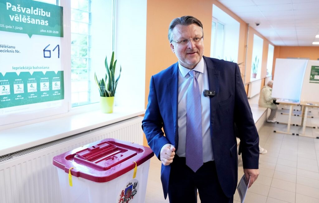 Šlesers paziņo par Rīgas domes vēlēšanu rezultātu neatzīšanu un aicina uz “vislatvijas protestu pret vēlēšanu nozagšanu”