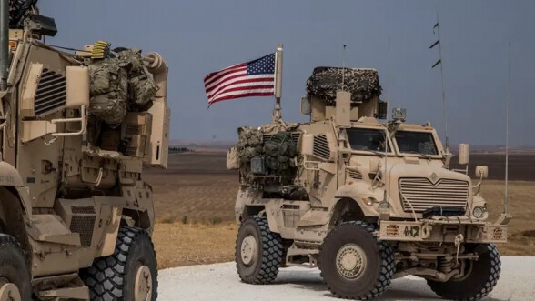 Diplomāts: ASV Sīrijā saglabās tikai vienu militāro bāzi