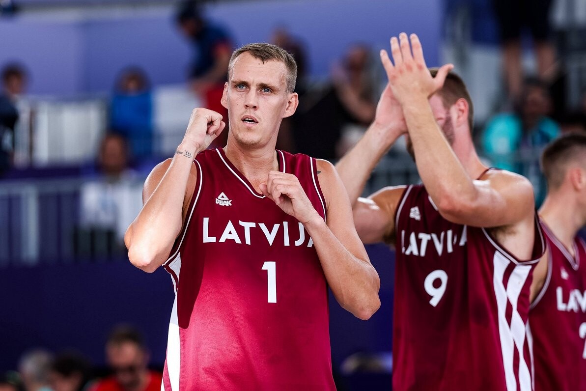 Video: Latvijas vīriešu 3×3 basketbola izlasei uzvara Pasaules kausa spēlē ar Mongoliju