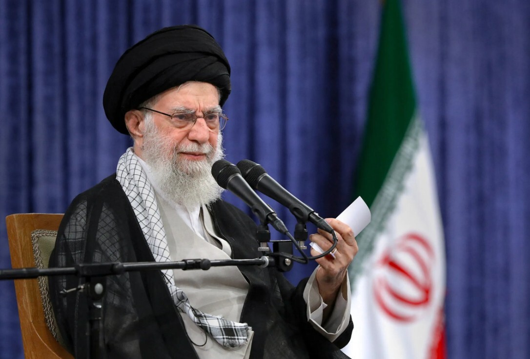 Hamenei: Tramps pārspīlē par ASV triecienu ietekmi