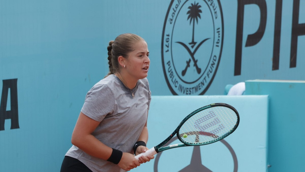 Ostapenko Īstbornas “WTA 250” turnīra pirmajā kārtā tiksies ar Lielbritānijas tenisisti Kartalu