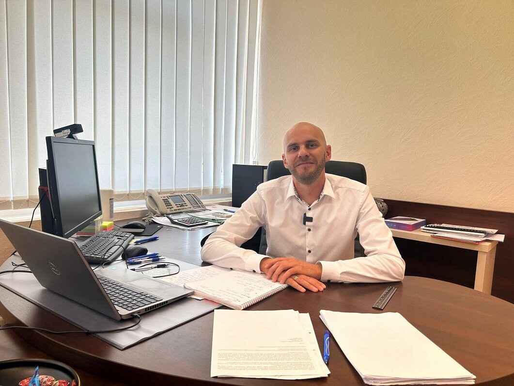 RAKUS padomes priekšsēdētājs atkāpies no amata
