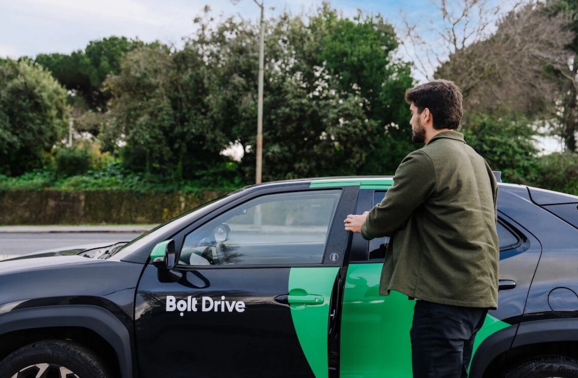 “Bolt Drive” ierobežos koplietošanas automašīnu pakalpojumu Jāņos