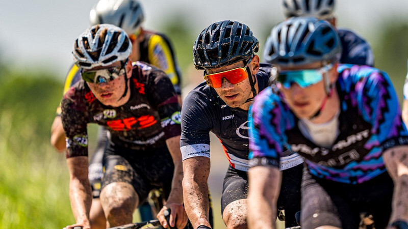 Oskars Muižnieks ātrākais no latviešiem Gravel maratona trešajā posmā