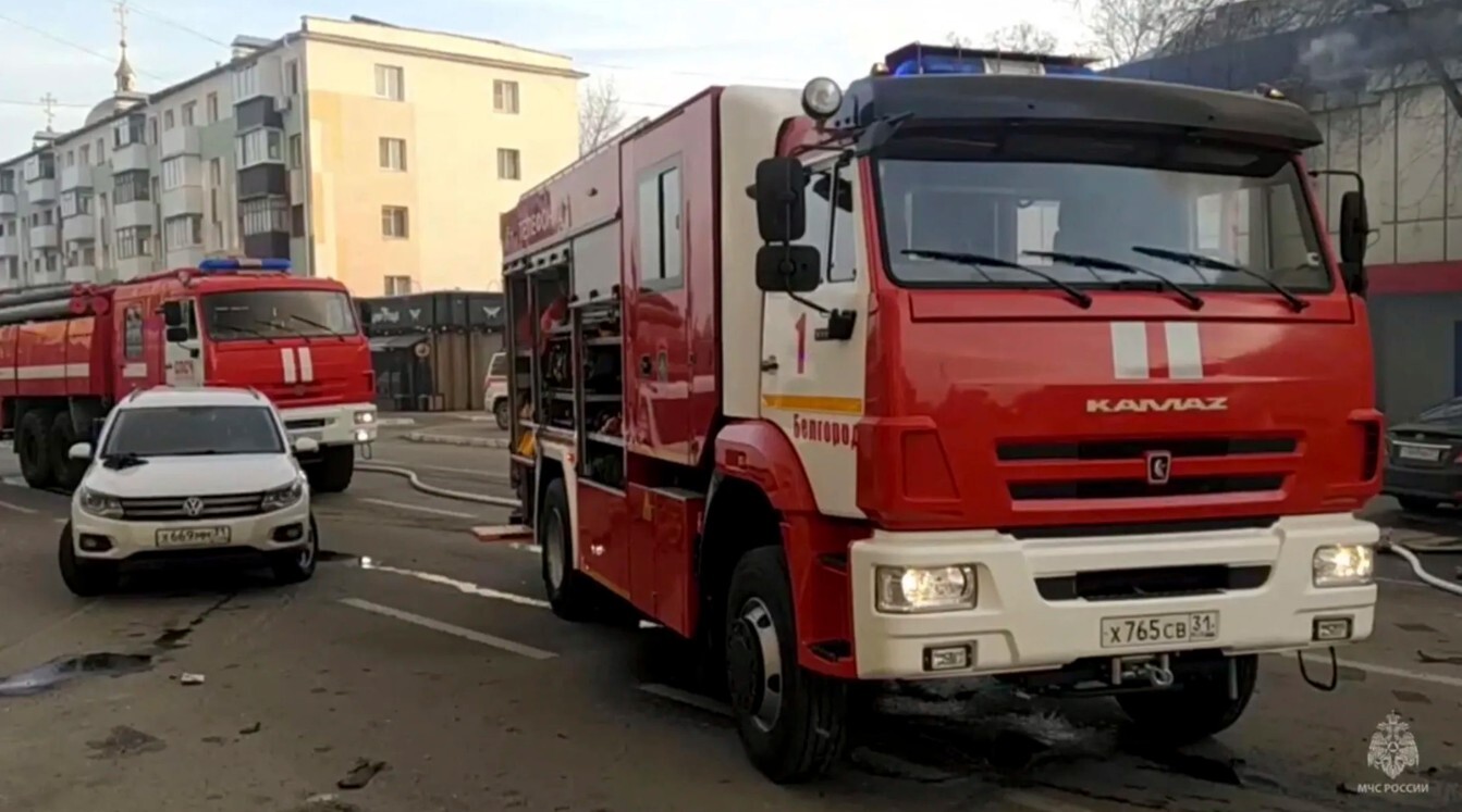 Ukrainas triecienā Taganrogā aizdegusies dronu rūpnīca