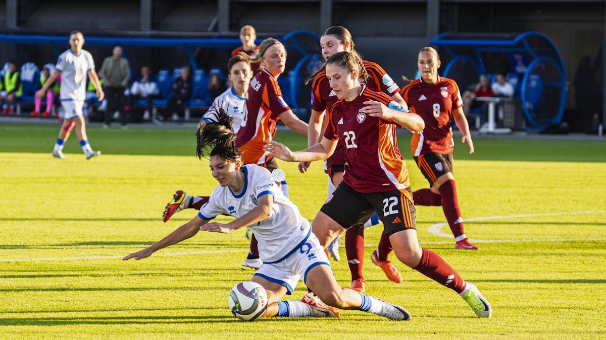 Latvijas futbolistes iekļūst UEFA Nāciju B līgā