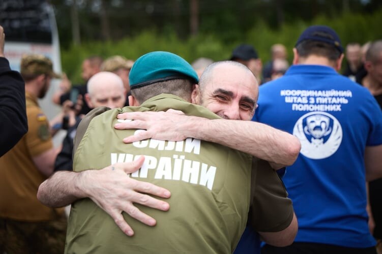 Krievija un Ukraina veikušas vēl vienu gūstekņu apmaiņu