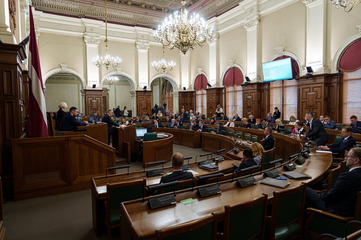 Sākta parakstu vākšana tautas nobalsošanas sarīkošanai par Saeimas atsaukšanu