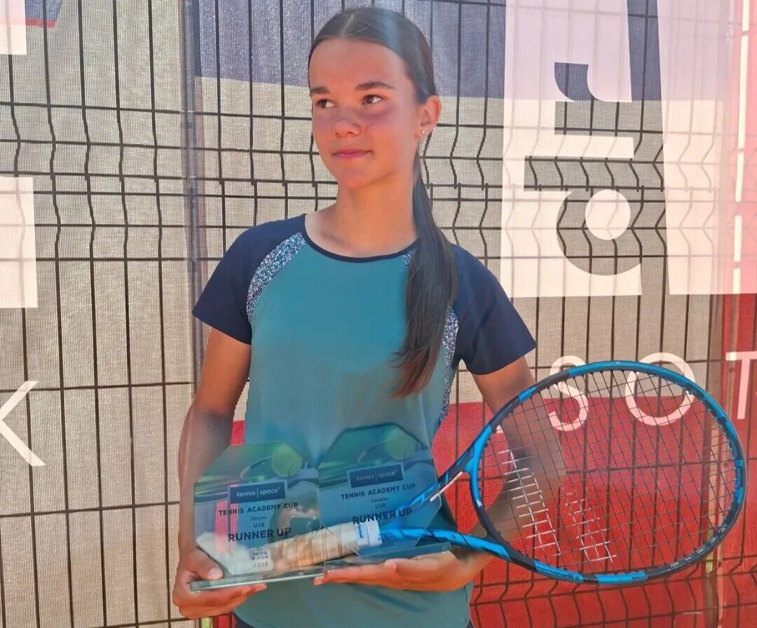 Elizabetei Martai Hamitovai 2. vieta starptautiskajās “Tennis Europe” sacensībās jauniešiem
