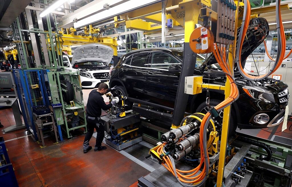 Vācijas Autoražotāju asociācija: ASV tarifs automobiļu eksportam apgrūtinās Vācijas autoražotājus