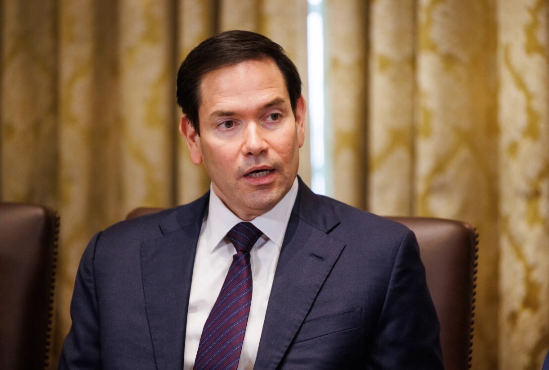 “Axios”: Rubio runājis ar Raula Kastro mazdēlu