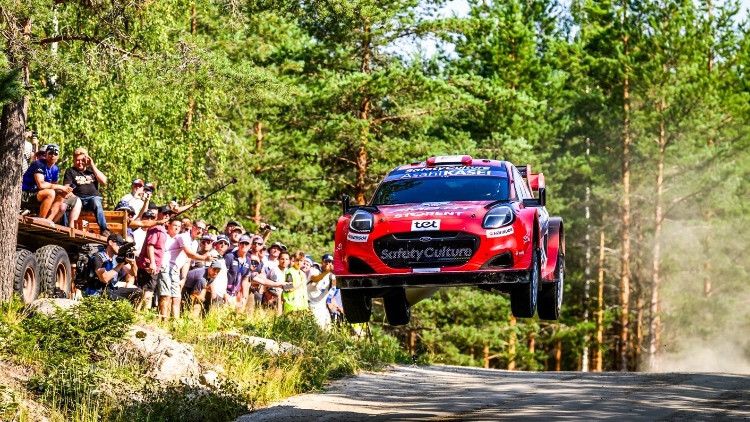 Seska ekipāža WRC Somijas ralliju sāk ar 11. vietu pirmajā ātrumposmā