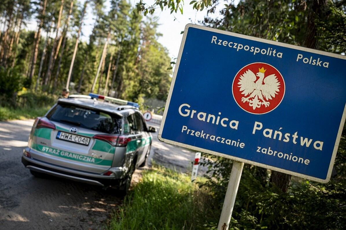 Polija pagarinās kontroli uz robežas ar Lietuvu un Vāciju līdz 1. oktobrim