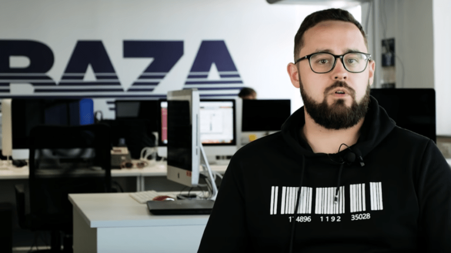 Krievija kanāla “Baza” redakcijā un galvenā redaktora dzīvoklī veic kratīšanu