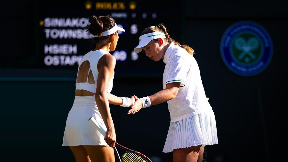 Ostapenko iekļūst Vimbldonas čempionāta dubultspēļu turnīra finālā