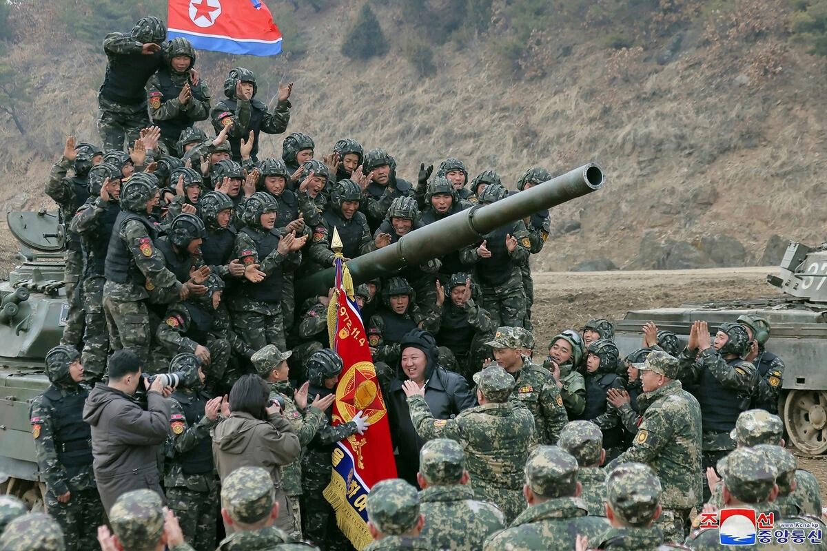Ukrainas izlūkdienesti: Ziemeļkoreja uz Krieviju gatavojas sūtīt 30 000 karavīru