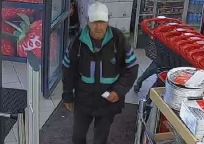 Policija skaidro attēlā redzamā vīrieša identitāti