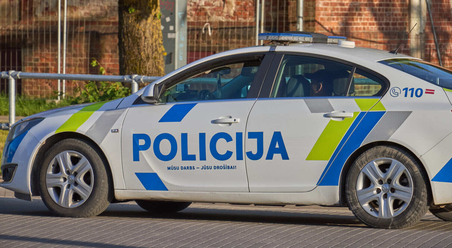 Ceļa nedošana un pārāk cieša braukšana izraisa negadījumus Liepājas ielās