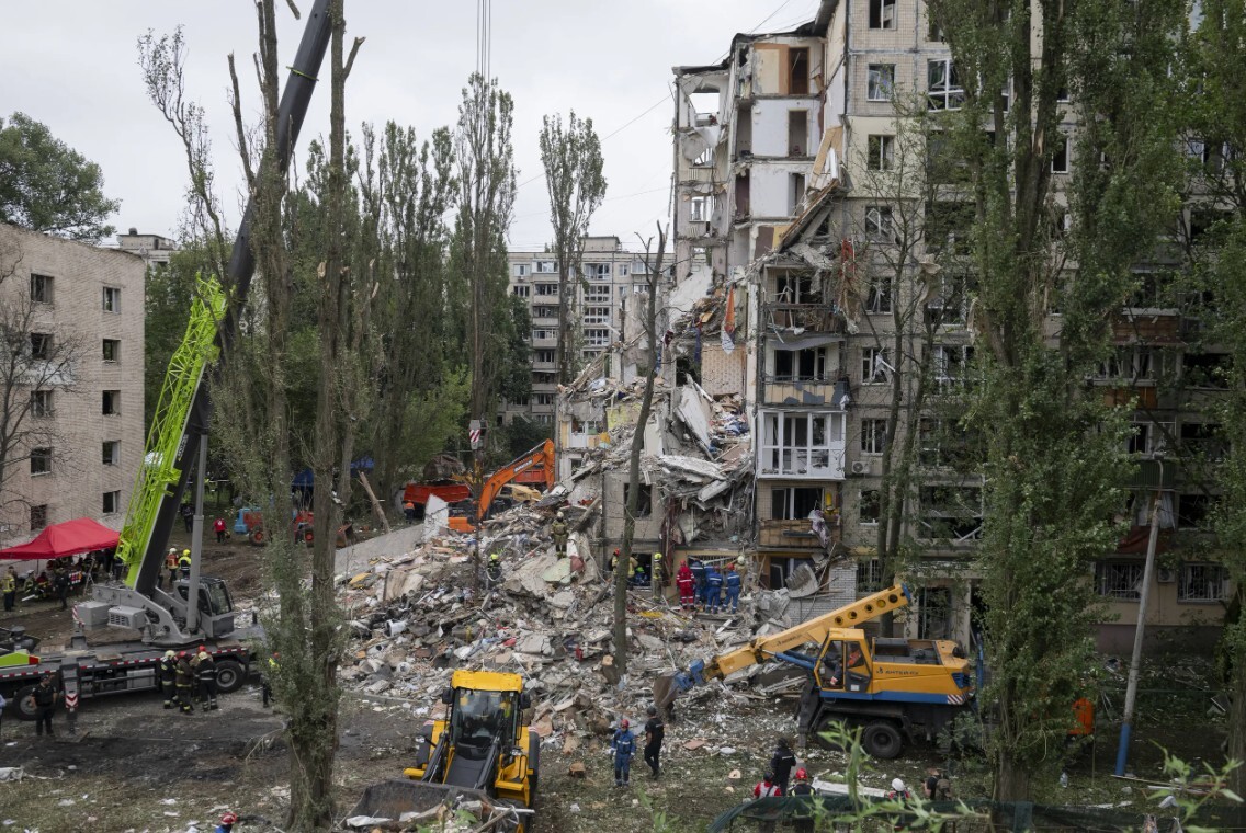 Kijivas bombardēšanas upuru skaits sasniedzis 31 cilvēku